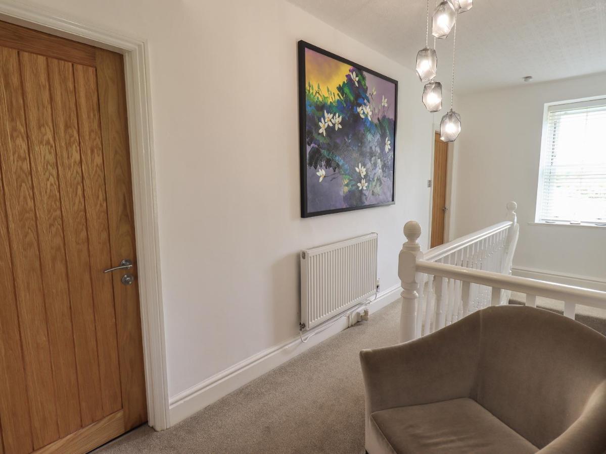 Villa Newby Bridge House Extérieur photo